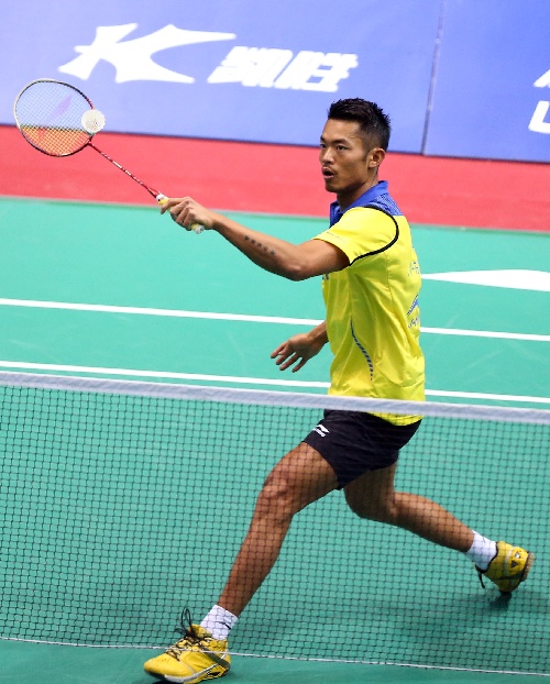 伯纳乌被评为2024全球最佳球场，布特拉格诺今日代表皇马领奖